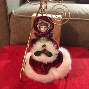 Avon Victorian Winter Ladies Ornament!